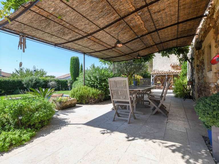 Maison Uzès - 3 chambres - 369m²