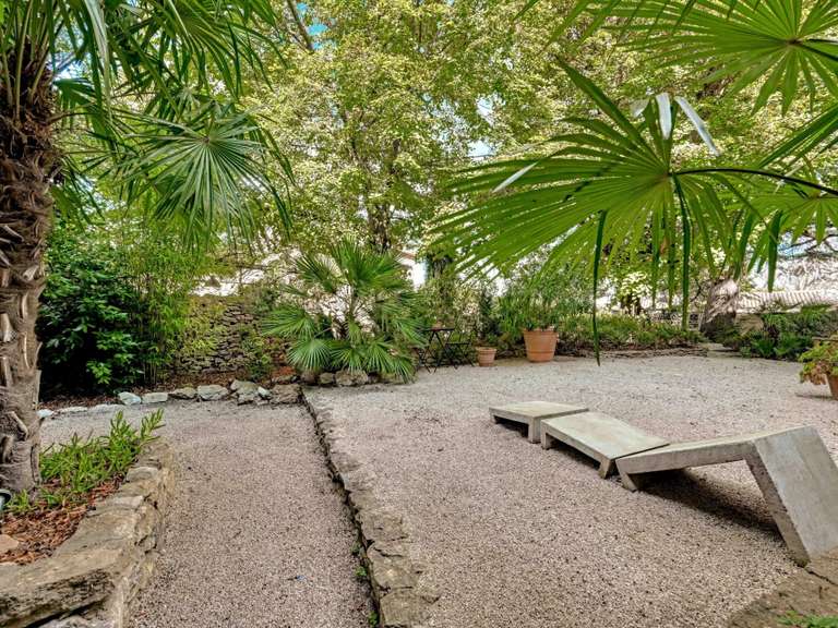 Maison Uzès - 6 chambres - 357m²