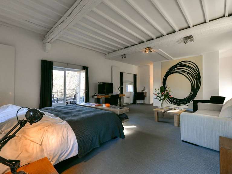 Maison Uzès - 16 chambres - 1070m²