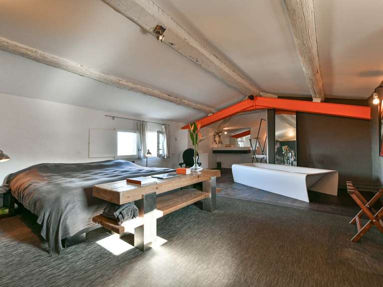 Maison Uzès - 16 chambres - 1070m²