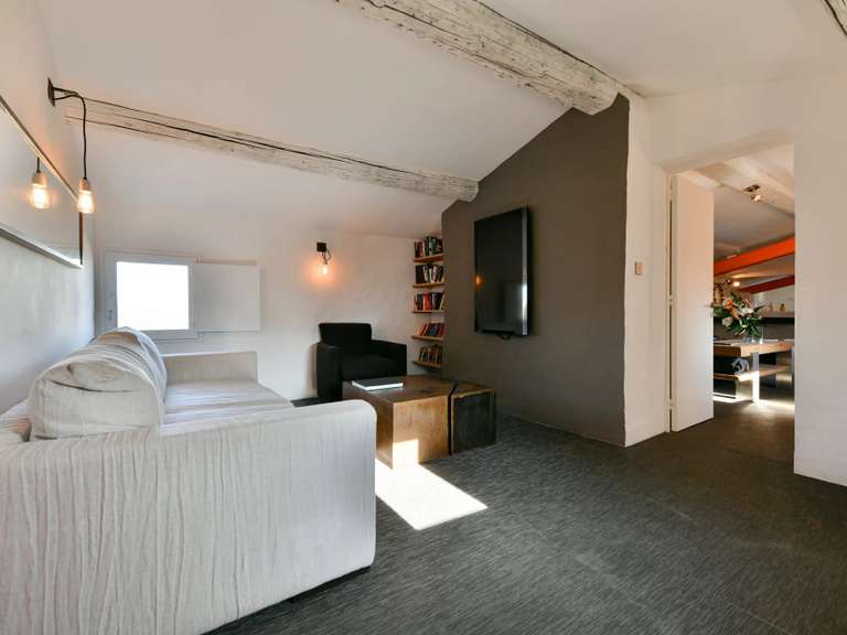 Maison Uzès - 16 chambres - 1070m²