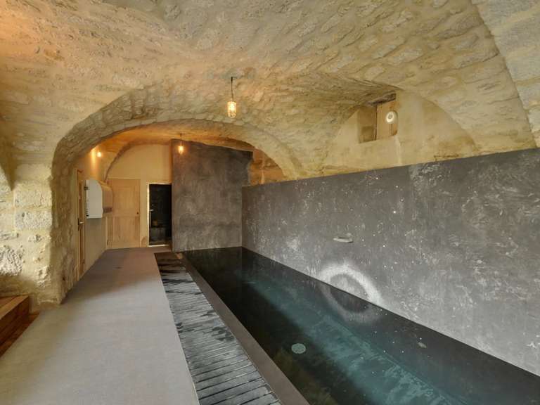 Maison Uzès - 16 chambres - 1070m²