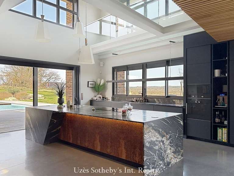 Maison Uzès - 4 chambres - 350m²