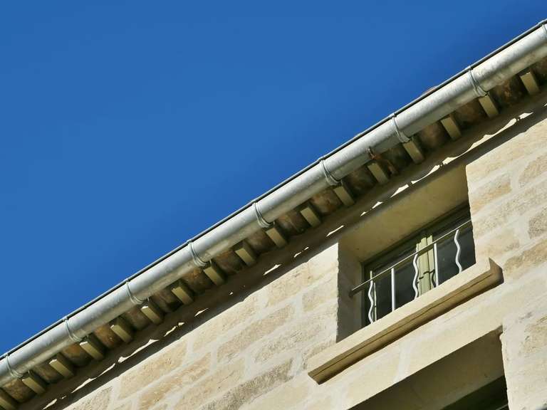 Maison Uzès - 5 chambres - 247m²