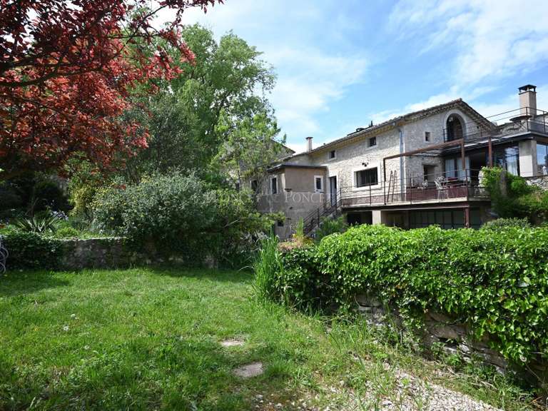 Maison Uzès - 7 chambres - 550m²