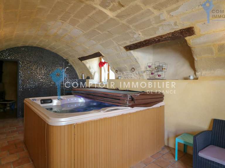 House Uzès - 9 bedrooms - 548m²