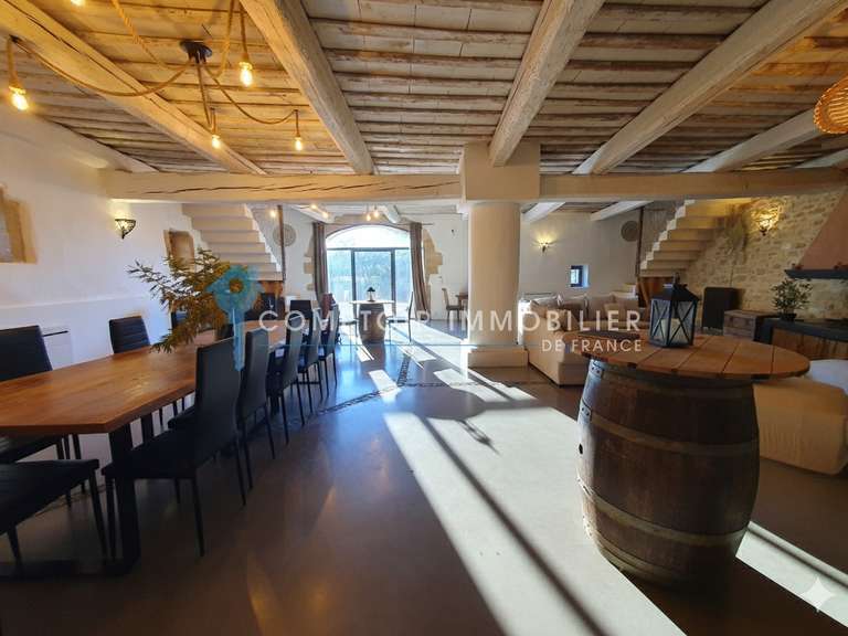 House Uzès - 12 bedrooms - 451m²