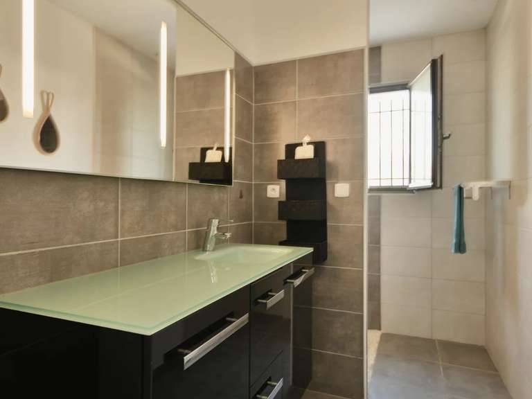 Maison Uzès - 3 chambres - 175m²