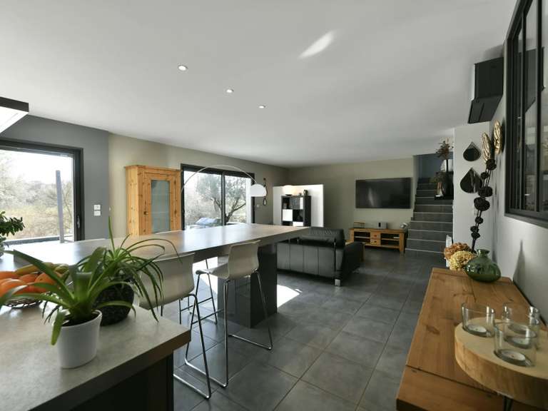 Maison Uzès - 3 chambres - 175m²