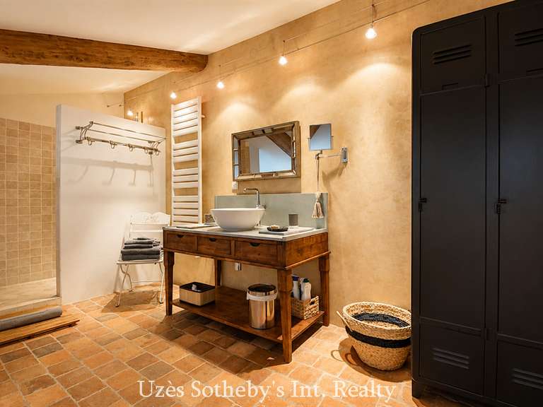 Maison Uzès - 8 chambres - 380m²
