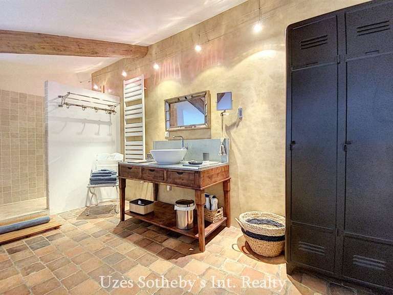 Maison Uzès - 8 chambres - 380m²