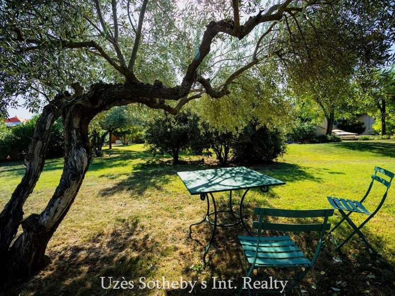 Maison Uzès - 8 chambres - 380m²
