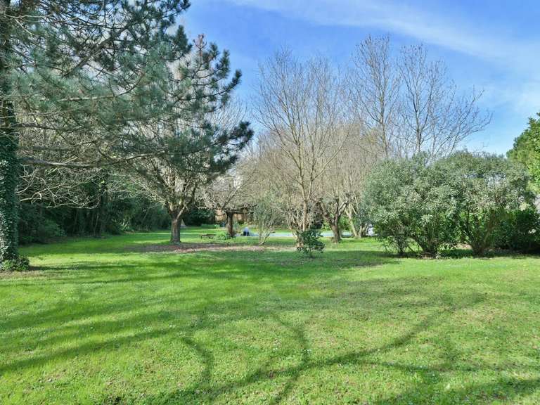 Maison Uzès - 4 chambres - 181m²