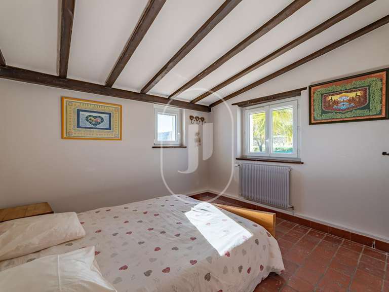 Maison Uzès - 4 chambres - 182m²