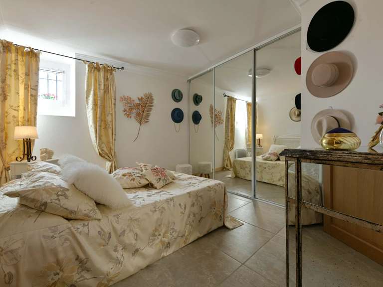 Maison Uzès - 3 chambres - 195m²