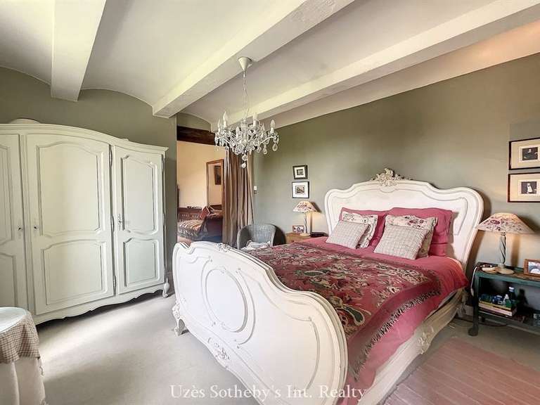 Maison Uzès - 4 chambres - 222m²