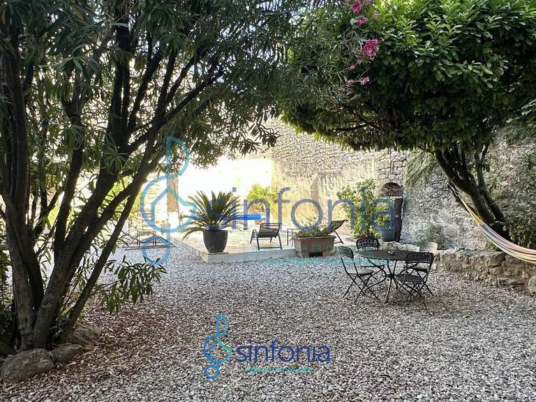 Maison Uzès - 7 chambres - 280m²