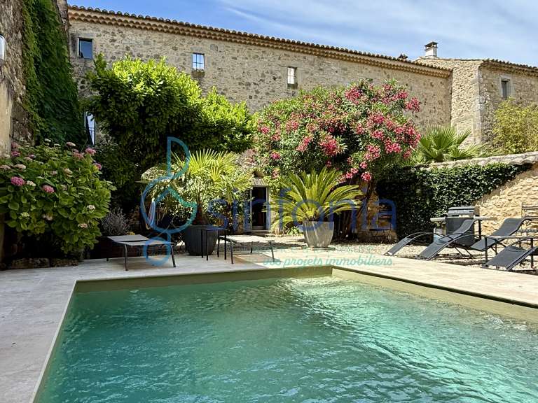 Maison Uzès - 7 chambres - 280m²