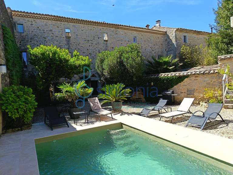 Maison Uzès - 7 chambres - 280m²