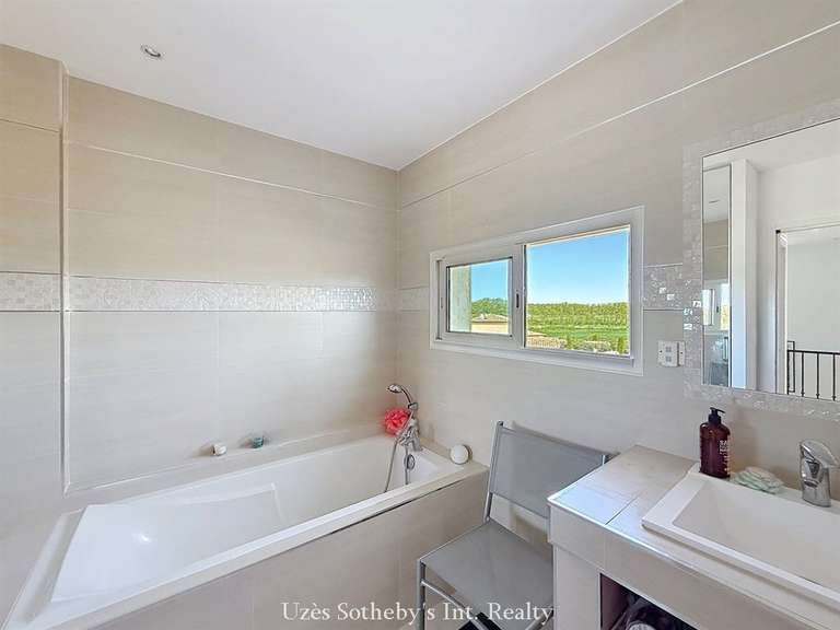 Maison Uzès - 3 chambres - 150m²