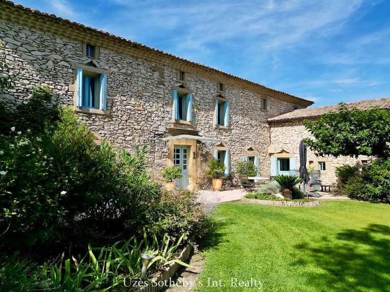 Maison Uzès - 5 chambres - 330m²