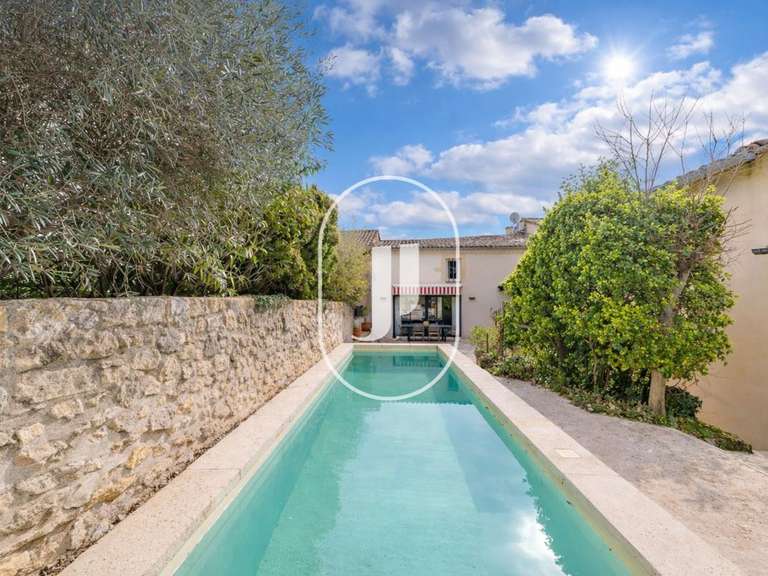 Maison Uzès - 7 chambres - 257m²