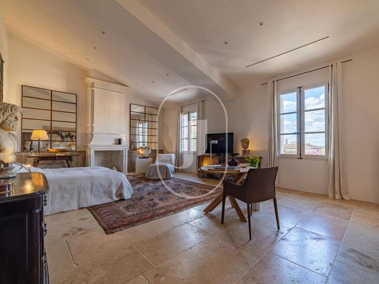 Maison Uzès - 5 chambres - 422m²