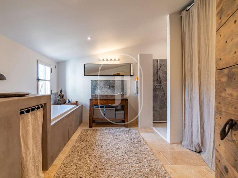 Maison Uzès - 5 chambres - 422m²