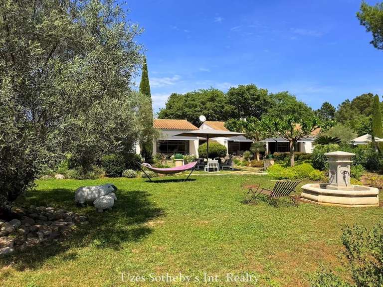 Maison Uzès - 4 chambres - 242m²