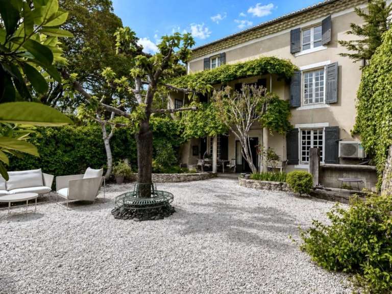 Maison Uzès - 5 chambres - 270m²