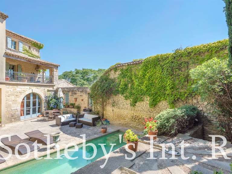Maison Uzès - 14 chambres - 400m²