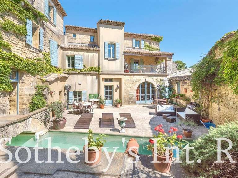 Maison Uzès - 14 chambres - 400m²