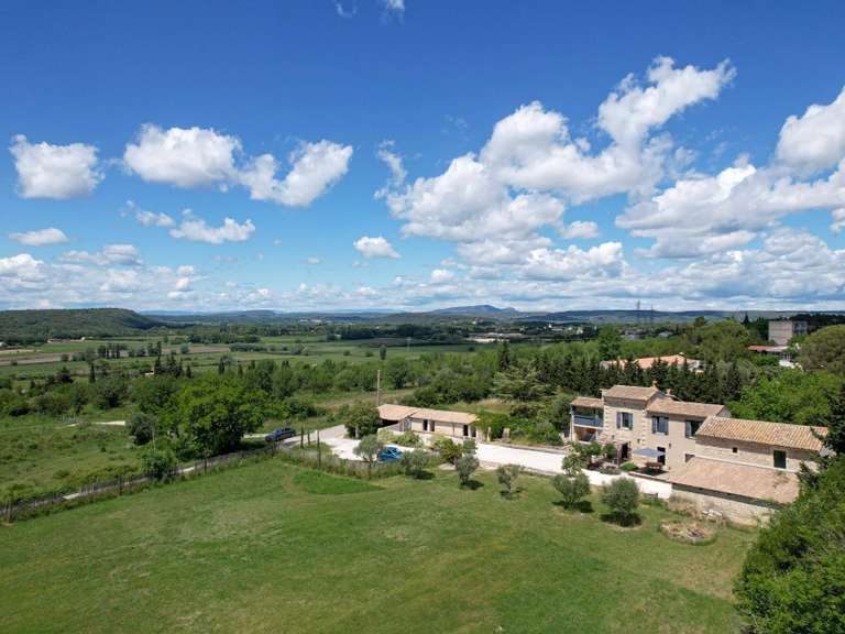 Maison Uzès - 4 chambres - 184m²