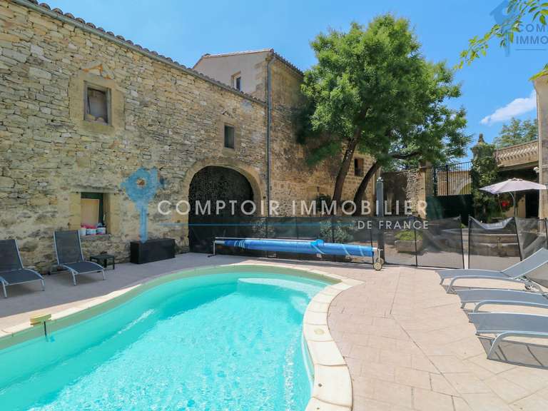 Maison Uzès - 9 chambres - 548m²