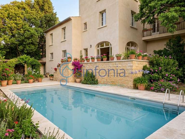 Maison Uzès - 6 chambres - 240m²