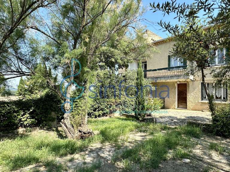Maison Uzès - 6 chambres - 240m²