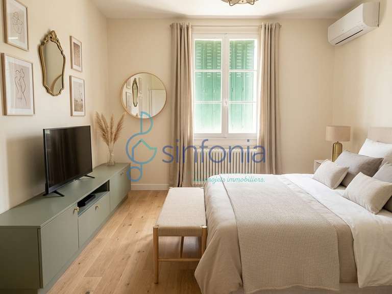 Maison Uzès - 6 chambres - 240m²