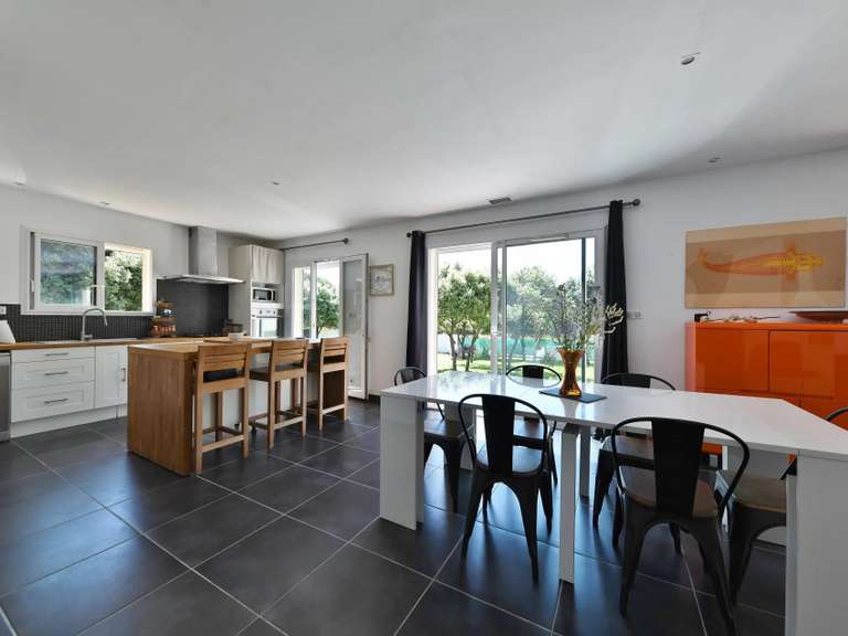 Maison Uzès - 3 chambres - 135m²