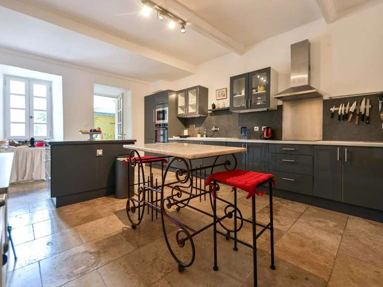 Maison Uzès - 4 chambres - 332m²