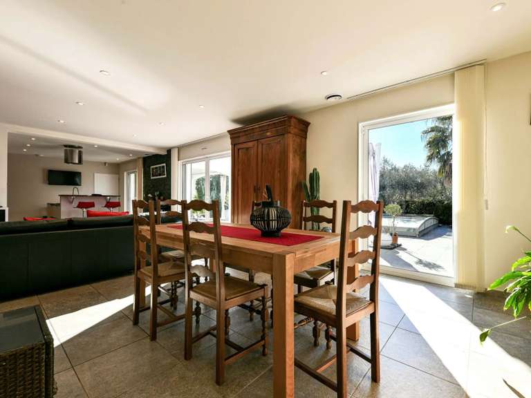 Maison Uzès - 4 chambres - 237m²