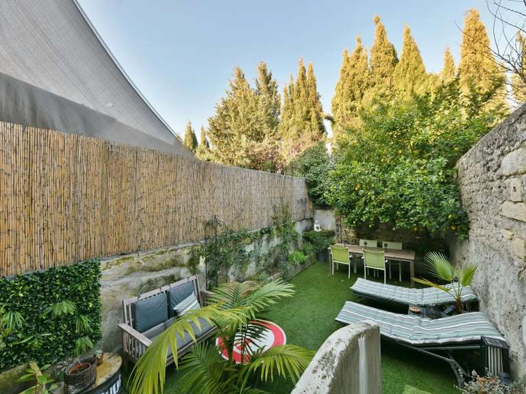 Maison Uzès - 5 chambres - 247m²