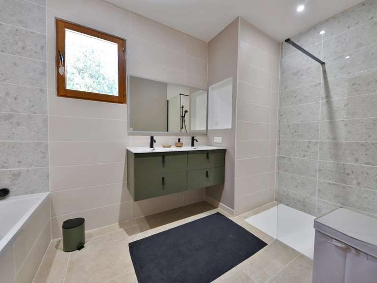Maison Uzès - 4 chambres - 174m²