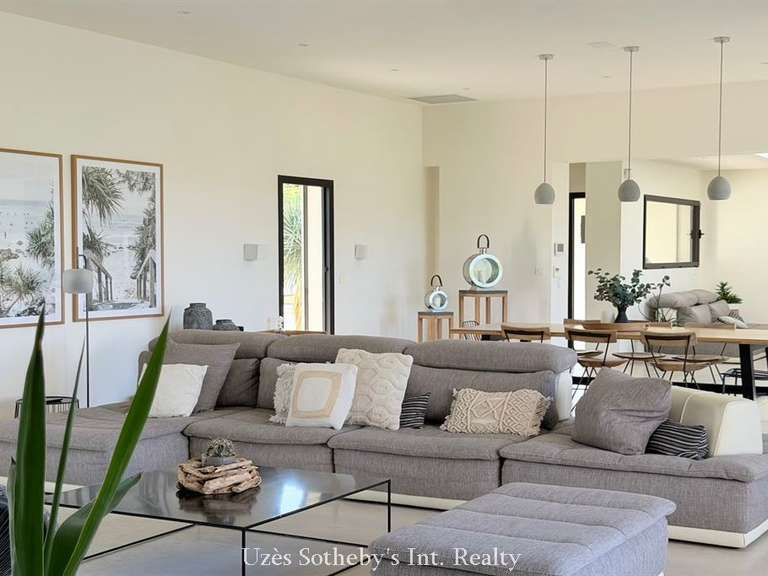 House Uzès - 4 bedrooms - 252m²