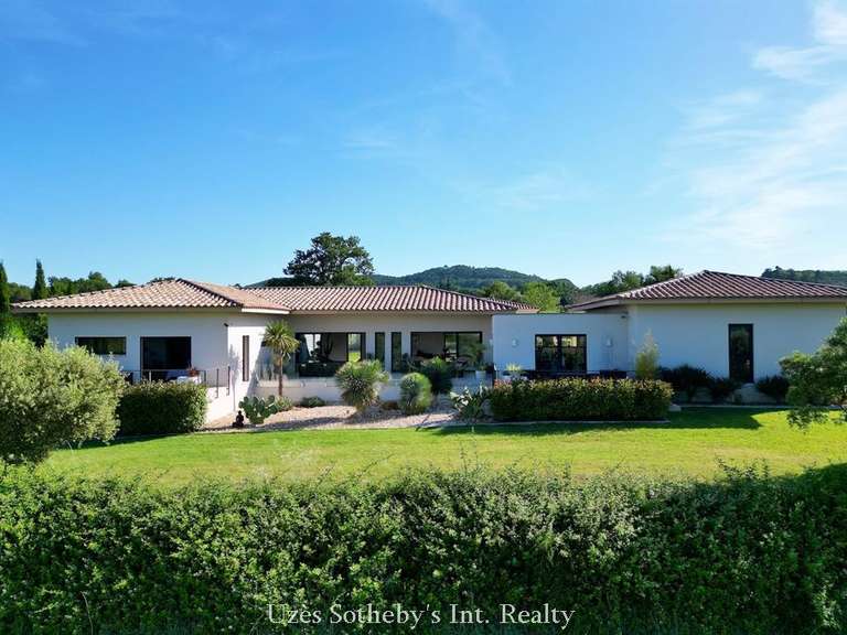 Maison Uzès - 4 chambres - 252m²
