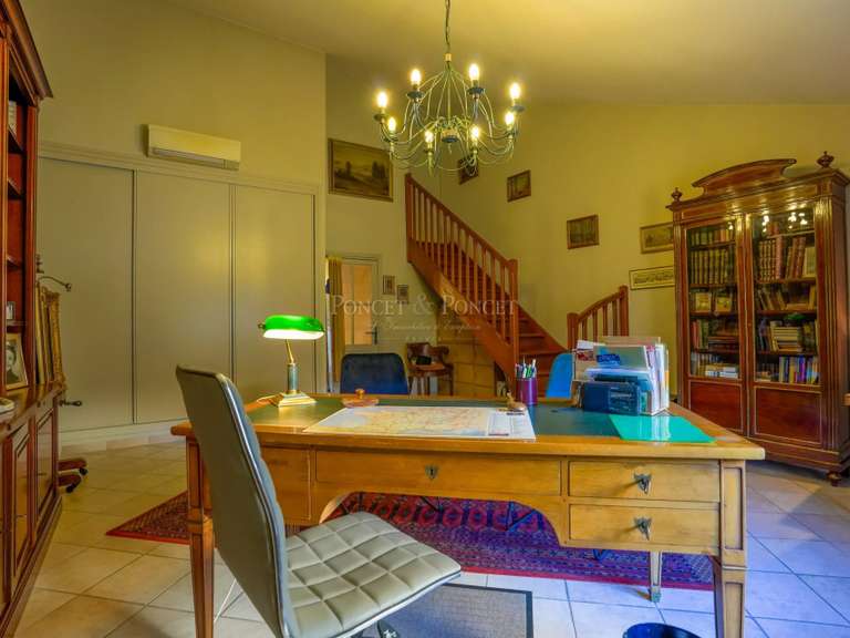 Maison Uzès - 4 chambres - 241m²