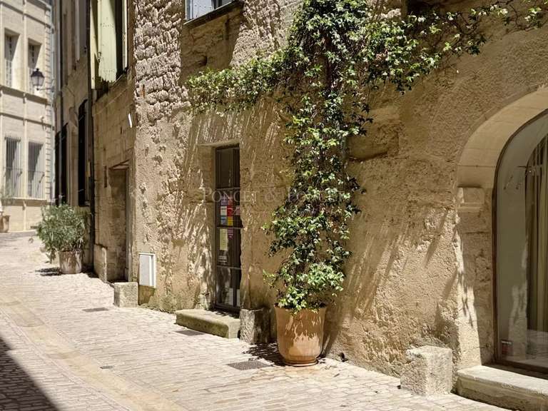 Maison Uzès - 4 chambres - 241m²