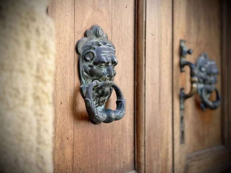 Maison Uzès - 4 chambres - 241m²