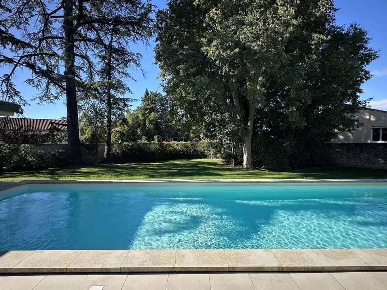 Maison Uzès - 2 chambres - 94m²