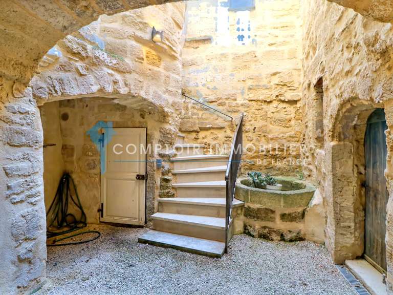 Maison Uzès - 4 chambres - 159m²