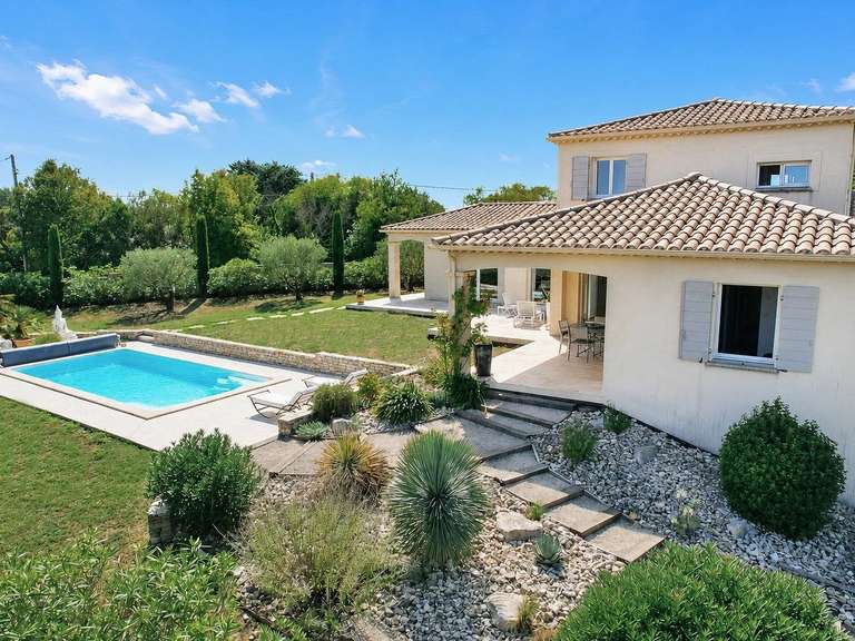 Maison Uzès - 3 chambres - 151m²